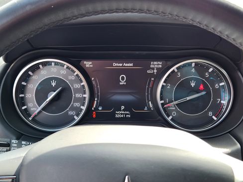 Used 2022 Maserati Levante F Tributo AWD/4WD image 25