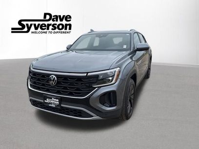 New 2025 Volkswagen Atlas Cross Sport SE