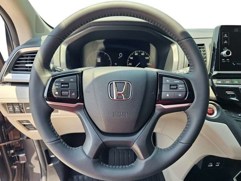 Used 2026 Honda Odyssey EX-L image 22