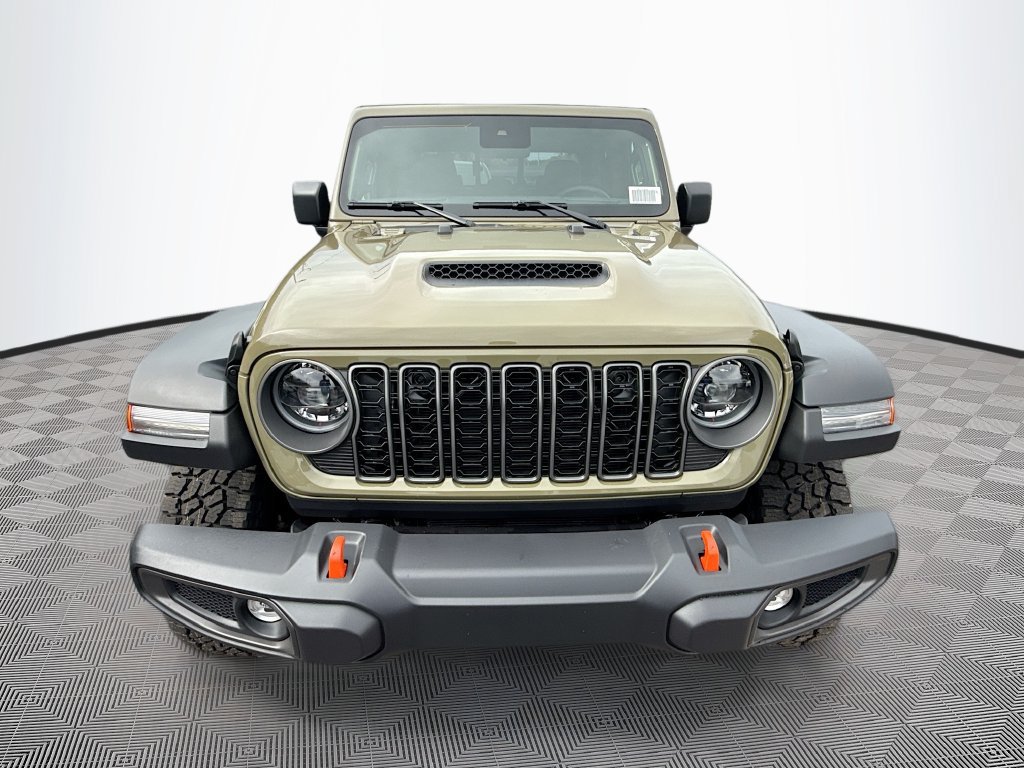 Used 2025 Jeep Gladiator Mojave w/ Safety Group AWD/4WD image 2