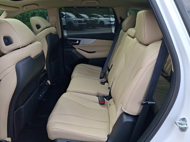 Used 2023 Acura MDX w/ Technology Package FWD image 11