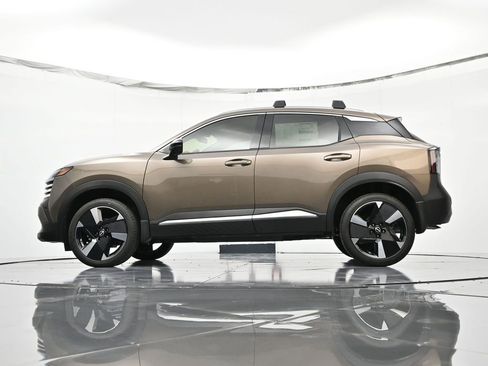 New 2026 Nissan Kicks SR image 43