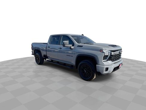Used 2024 Chevrolet Silverado 2500 LT w/ Z71 Sport Edition image 2