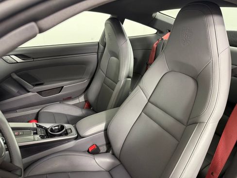 Certified 2024 Porsche 911 Carrera S RWD image 5
