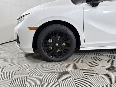 Certified 2025 Honda Odyssey Sport-L image 12