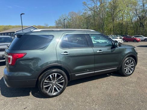 Used 2016 Ford Explorer Platinum AWD/4WD image 8