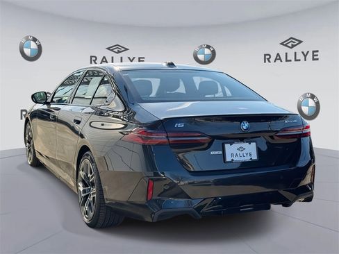 Certified 2025 BMW i5 xDrive40 w/ M Sport Package image 4