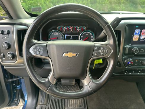 Used 2018 Chevrolet Silverado 1500 LT w/ All Star Edition AWD/4WD image 11