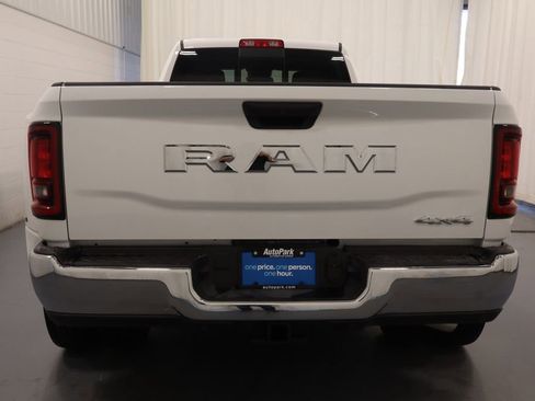 New 2026 RAM 3500 Tradesman AWD/4WD image 8