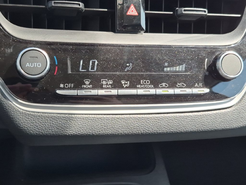 Used 2026 Toyota Corolla LE FWD image 20