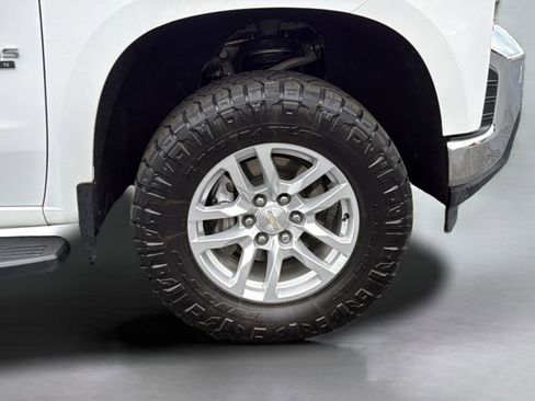 Used 2020 Chevrolet Silverado 1500 LT w/ Texas Edition image 25