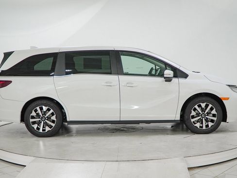 New 2026 Honda Odyssey EX-L image 13