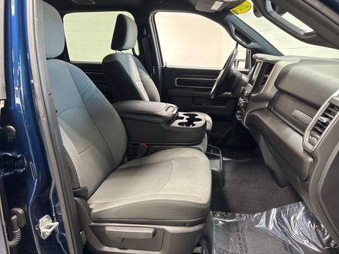 Used 2024 RAM 2500 Big Horn w/ Bed Utility Group image 10