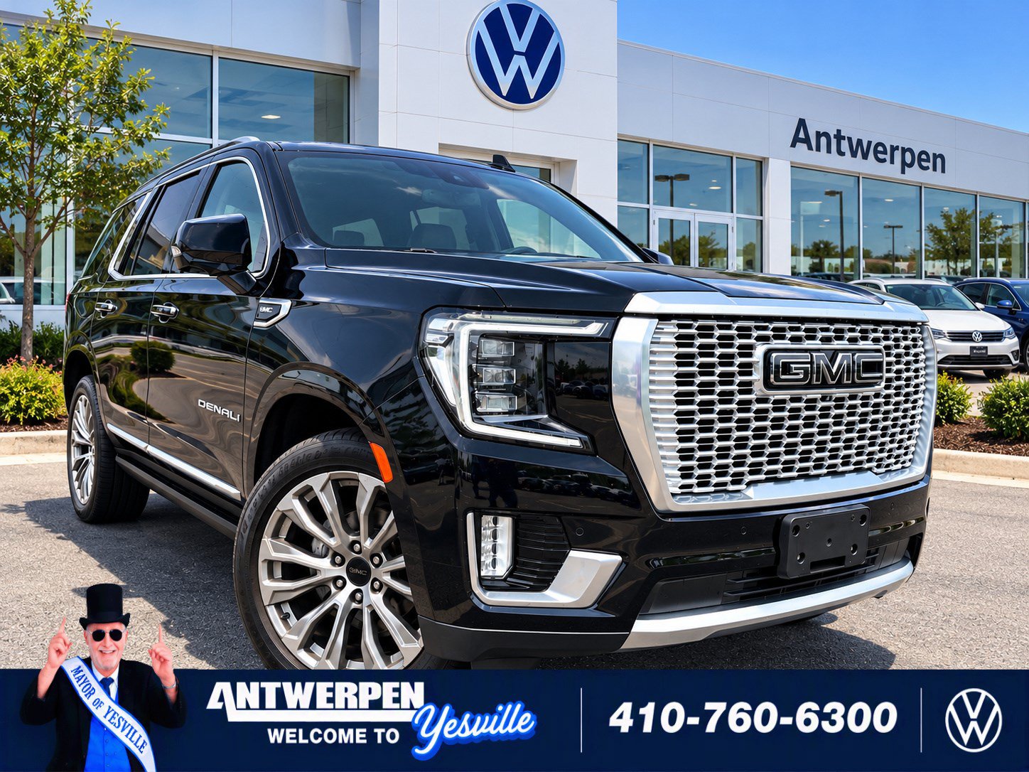 Used 2021 GMC Yukon Denali w/ Denali Premium Package AWD/4WD image 1