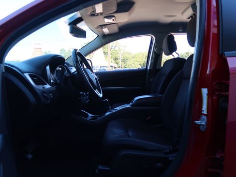 Used 2015 Dodge Journey SE w/ Flexible Seating Group image 26