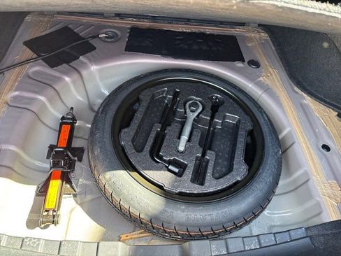 Used 2024 Nissan Sentra SV image 14