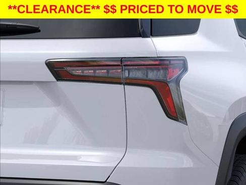New 2026 Chevrolet Equinox LT FWD image 11