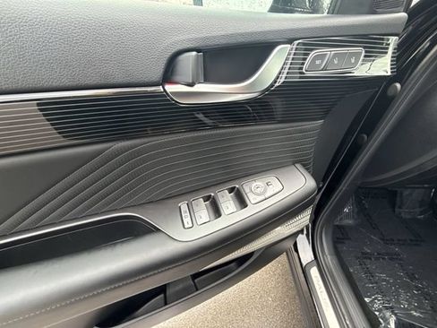 Certified 2024 Hyundai Palisade Calligraphy AWD/4WD image 13