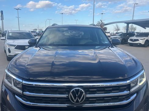 Used 2021 Volkswagen Atlas SE image 3