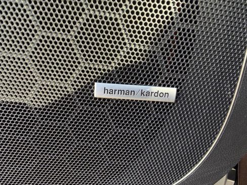 Used 2019 Subaru Ascent Limited image 27