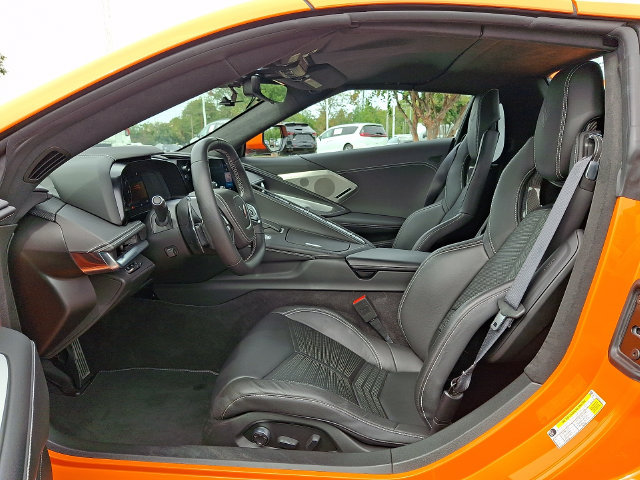 Used 2024 Chevrolet Corvette Stingray Premium Conv w/ Z51 Performance Package RWD image 10