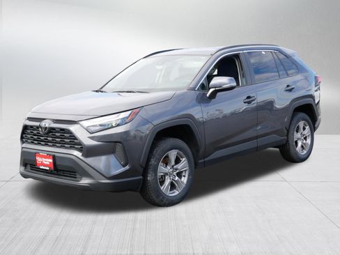 Certified 2025 Toyota RAV4 XLE AWD/4WD image 3