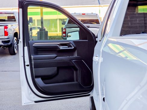 Used 2023 Chevrolet Silverado 1500 LT w/ Convenience Package II image 24