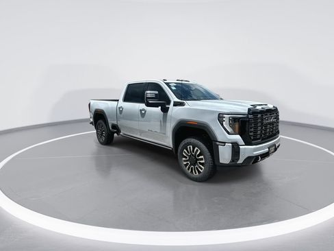 New 2026 GMC Sierra 2500 Denali Ultimate AWD/4WD image 2