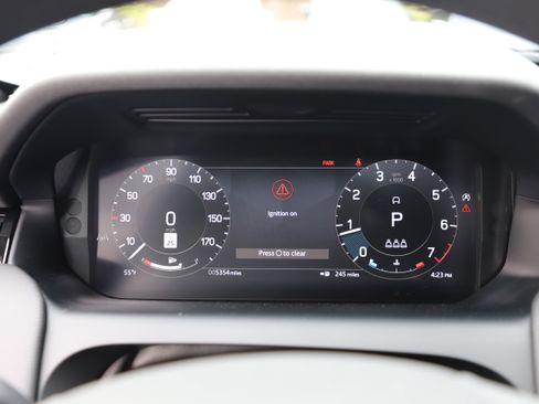 Certified 2025 Land Rover Discovery Sport Dynamic SE AWD/4WD image 21