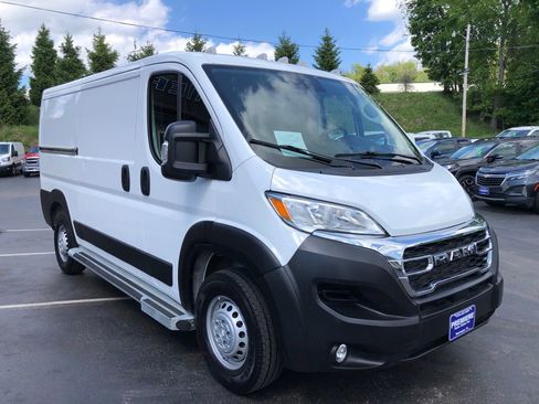 Used 2025 RAM ProMaster 2500 w/ U-Haul Equipment Group FWD image 7