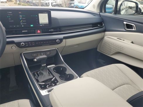 New 2026 Kia Carnival SX image 12