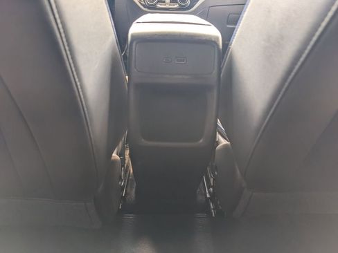 Used 2024 Buick Envista Sport Touring w/ Convenience I Package FWD image 17