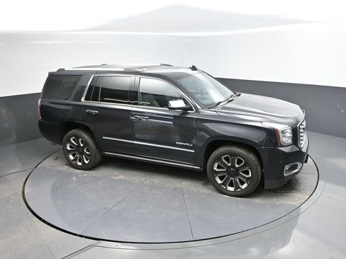 Used 2020 GMC Yukon Denali w/ Denali Ultimate Black Edition AWD/4WD image 26