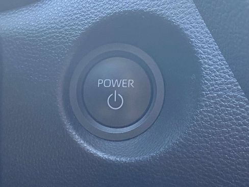 Used 2025 Toyota Corolla Cross AWD Hybrid image 27