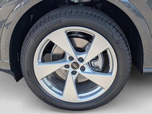 New 2025 Audi Q5 Premium Plus w/ Premium Plus image 9