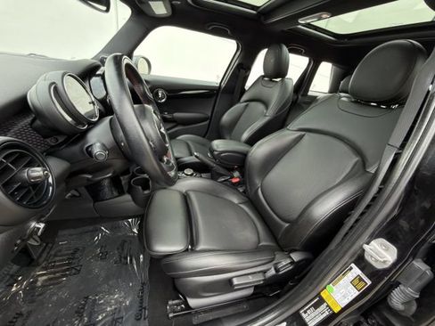 Used 2018 MINI Cooper S FWD image 25