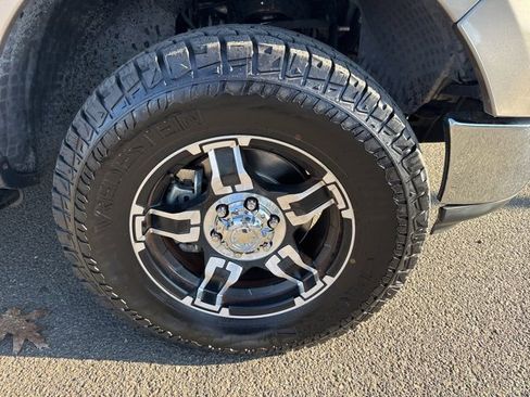 Used 2004 Ford F150 XLT image 7