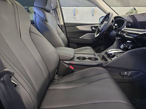 Used 2025 Acura MDX SH-AWD image 10