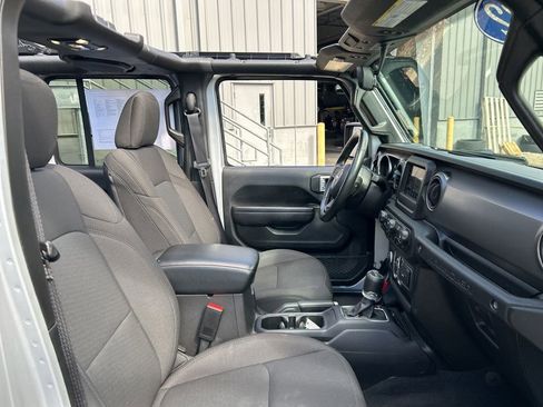 Certified 2022 Jeep Wrangler Unlimited Sport image 43