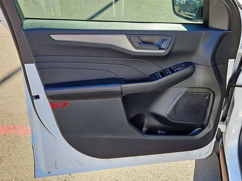 Used 2023 Ford Escape Active image 15