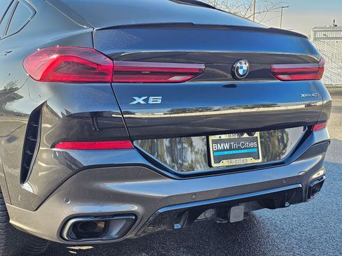 Used 2021 BMW X6 xDrive40i w/ M Sport Package image 7