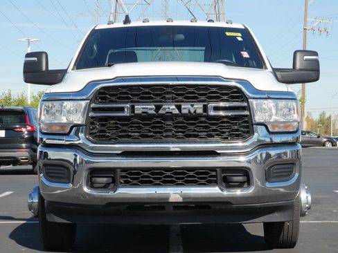 Used 2024 RAM 3500 Tradesman w/ Chrome Appearance Group image 2