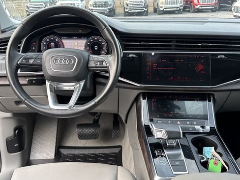 Used 2020 Audi Q7 3.0T Premium w/ Convenience Package AWD/4WD image 7