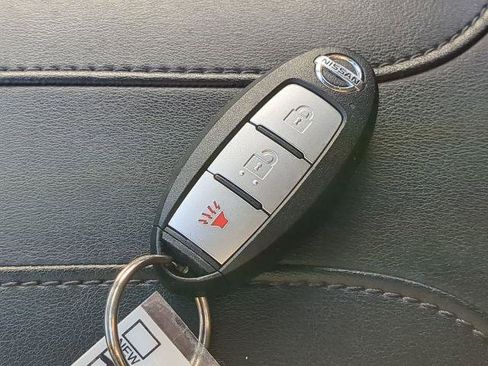 Certified 2020 Nissan Rogue Sport SV FWD image 27