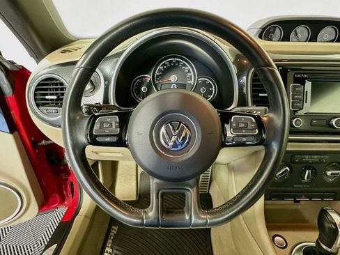 Used 2013 Volkswagen Beetle Turbo FWD image 13