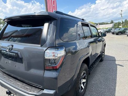 Used 2024 Toyota 4Runner TRD Off-Road Premium w/ Off Road Premium Plus Package AWD/4WD image 4
