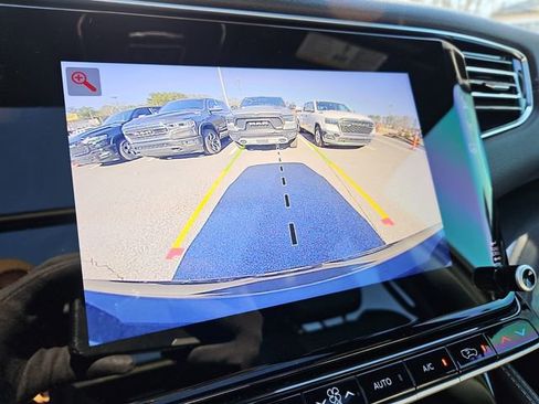 Used 2024 Jeep Wagoneer L 2WD w/ Premium Group I image 14