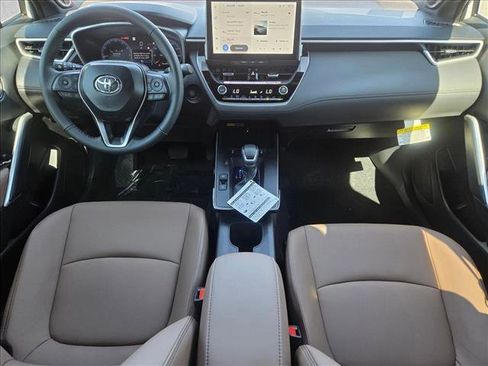 New 2026 Toyota Corolla Cross XLE FWD image 14