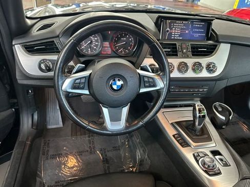 Used 2014 BMW Z4 sDrive35i RWD image 17