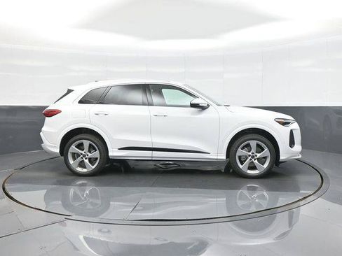 New 2026 Audi Q5 Premium Plus AWD/4WD image 8